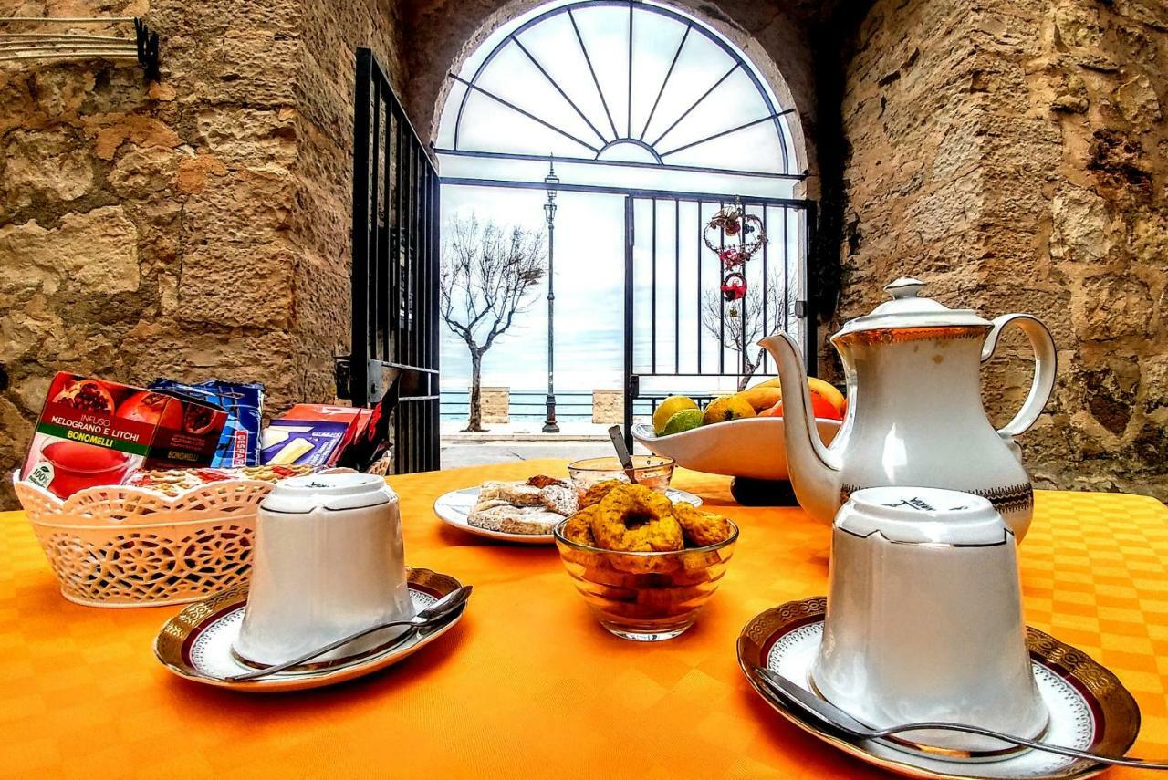 Rubini'S House Hotel Giovinazzo Buitenkant foto